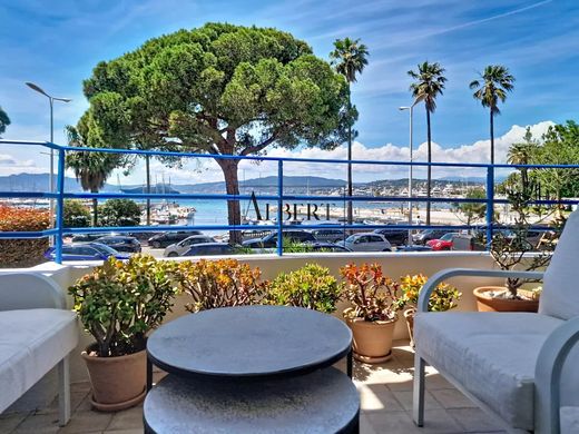 Apartment in Cannes, Alpes-Maritimes