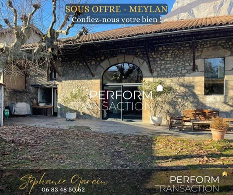 豪宅  Meylan, Isère