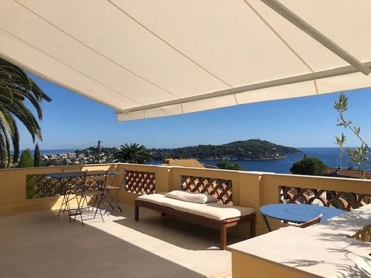Villefranche-sur-Mer, Alpes-Maritimesのヴィラ