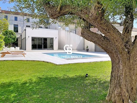 Casa di lusso a Jonzac, Charente-Maritime