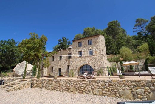 ‏בתים כפריים או חוות ב  Tourrettes, Var