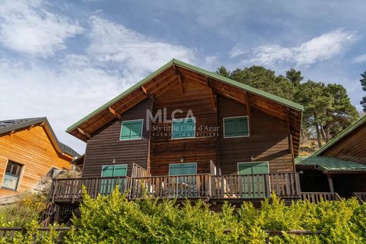 Chalet in Auron, Alpes-Maritimes