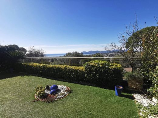 Apartment in Le Cannet, Alpes-Maritimes