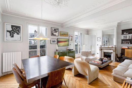 モンマルトル, Parisのアパートメント