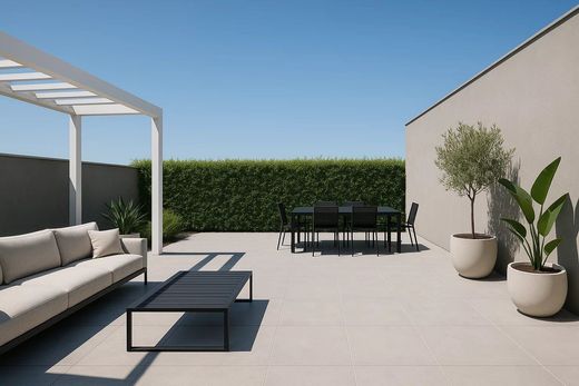 Duplex in Saint-Cloud, Hauts-de-Seine