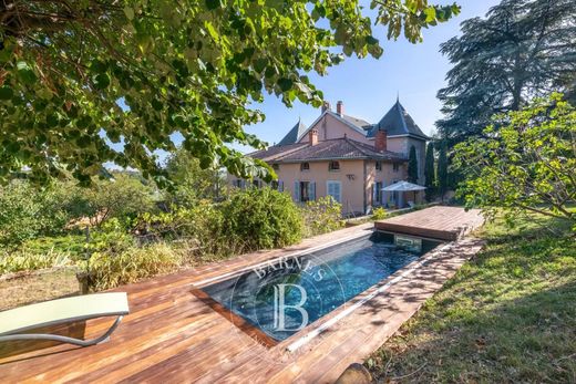 Luxury home in Saint-Genis-Laval, Rhône