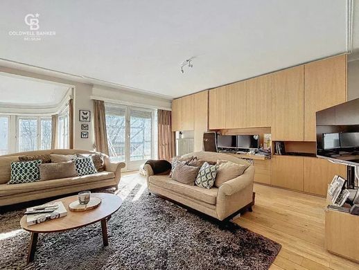 Apartment / Etagenwohnung in Uccle/Ukkel, Region Brüssel-Hauptstadt