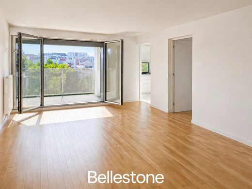 Apartment in Massy, Essonne