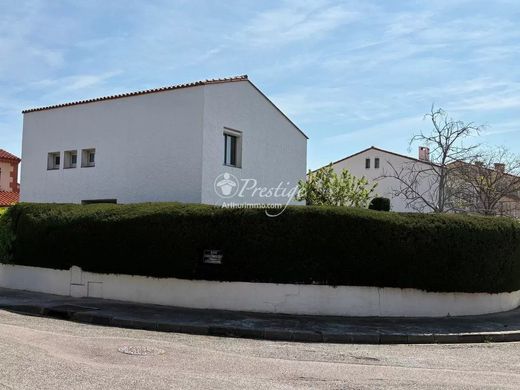 Maison de luxe à Perpignan, Pyrénées-Orientales
