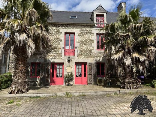 Casa di lusso a Pleudihen-sur-Rance, Côtes-d'Armor