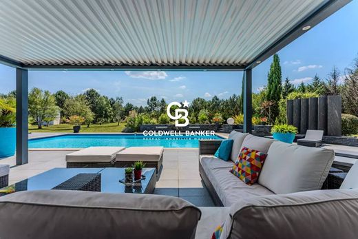 Luxury home in Mios, Gironde