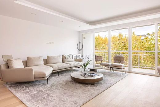 Apartment / Etagenwohnung in Madrid, Provinz Madrid