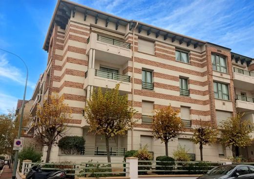 ﺷﻘﺔ ﻓﻲ Le Vésinet, Yvelines