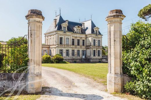 Rural or Farmhouse in Saint-Émilion, Gironde