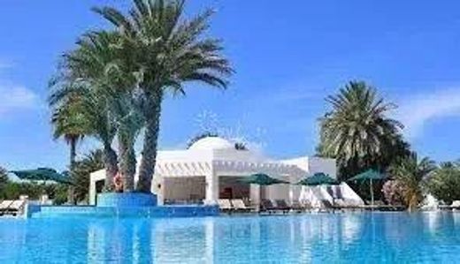 Hotel w Djerba, Mu‘tamadīyat Ḩawmat as Sūq