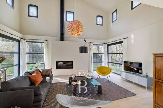 Luxury home in Bassussarry, Pyrénées-Atlantiques