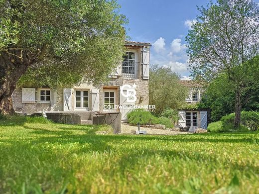 Luxe woning in Curzon, Vendée