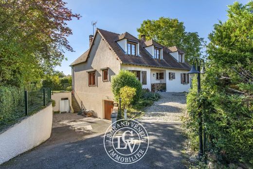 Luxury home in Saint-Sauveur-sur-École, Seine-et-Marne