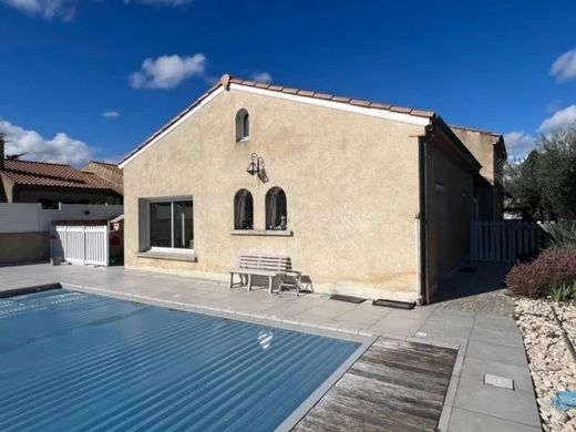 Luxury home in Bourg-lès-Valence, Drôme