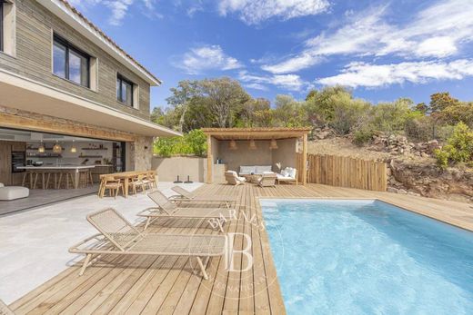 别墅  Zonza, South Corsica