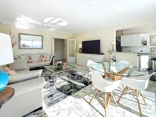 Apartment in Le Cannet, Alpes-Maritimes