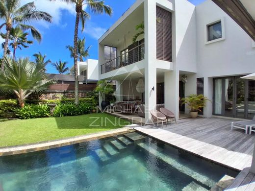 Villa in Grand Baie, Rivière du Rempart District