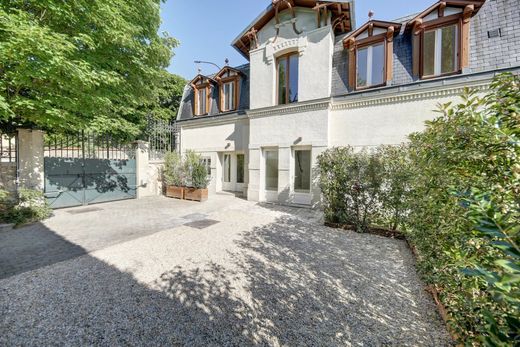 Luxury home in Saint-Germain-en-Laye, Yvelines