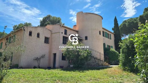 Boerderij in Roquebrune-sur-Argens, Var