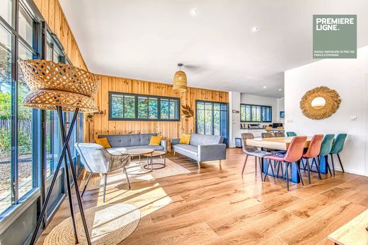 Luxury home in Lège-Cap-Ferret, Gironde