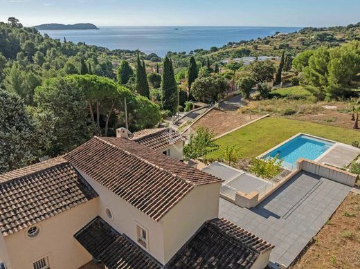 Villa in Carqueiranne, Var