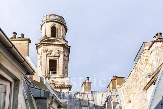 Apartment / Etagenwohnung in Saint-Germain, Odéon, Monnaie, Paris