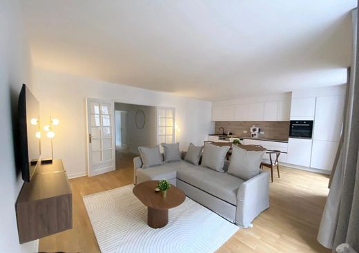 Apartament w La Muette, Auteuil, Porte Dauphine, Paris