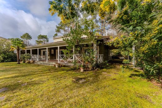 Luxury home in Arès, Gironde