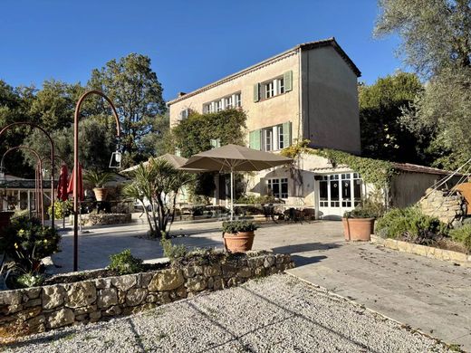 Luxus-Haus in Opio, Alpes-Maritimes