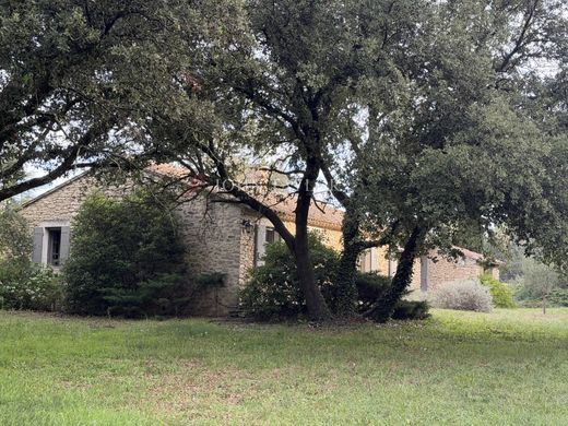 Luxury home in Ménerbes, Vaucluse