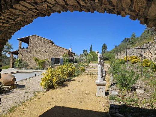 Villa in Le Beaucet, Vaucluse
