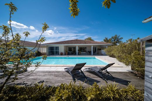 Villa en Saubrigues, Landas
