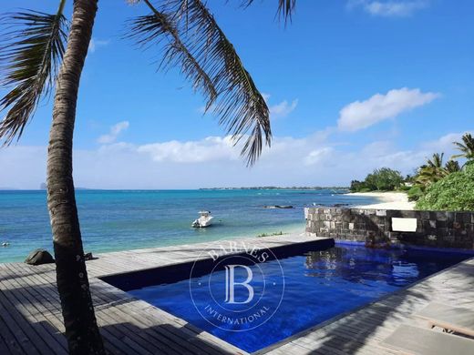 Villa in Grand Baie, Rivière du Rempart District