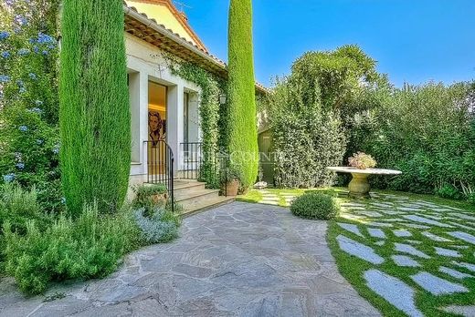 Luxury home in Mougins, Alpes-Maritimes