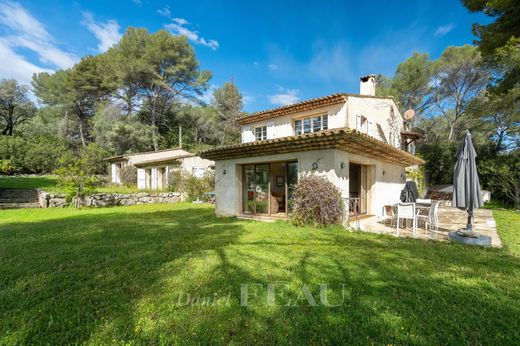 Luxe woning in La Colle-sur-Loup, Alpes-Maritimes