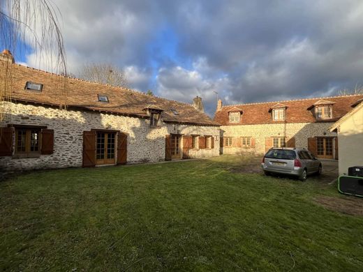 Luxus-Haus in Poigny-la-Forêt, Yvelines