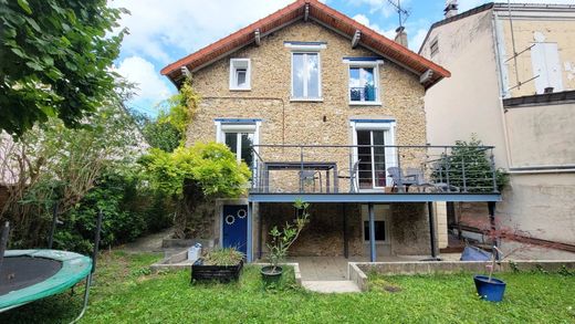 Casa de lujo en Chelles, Sena y Marne