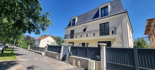 Residential complexes in Bonneuil-sur-Marne, Val-de-Marne