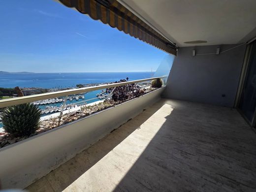 Apartment in Villeneuve-Loubet, Alpes-Maritimes