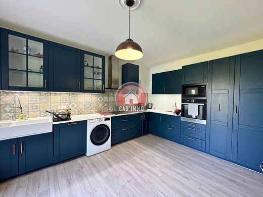 Luxus-Haus in Saint-Nexans, Dordogne