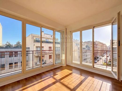 Apartment in Boulogne-Billancourt, Hauts-de-Seine