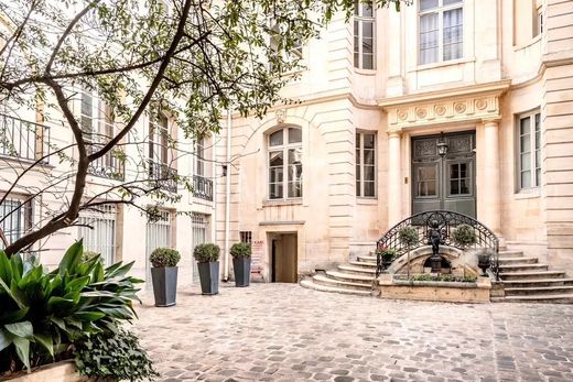 Apartment / Etagenwohnung in Montorgueil, Sentier, Vivienne-Gaillon, Paris