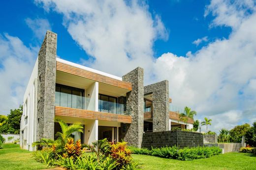 Villa in Roches Noire, Rivière du Rempart District