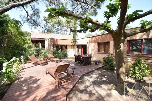 Villa in Cap Ferret, Gironde