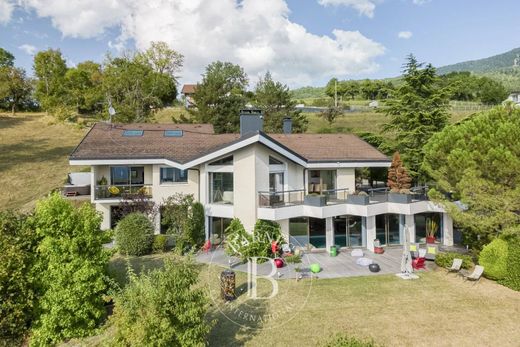 Luxus-Haus in Lucinges, Haute-Savoie